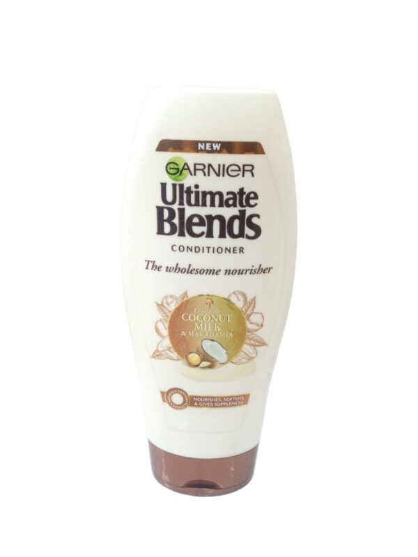 Garnier Coconut Milk & Macadamia Ultimate Blends Conditioner 360ml